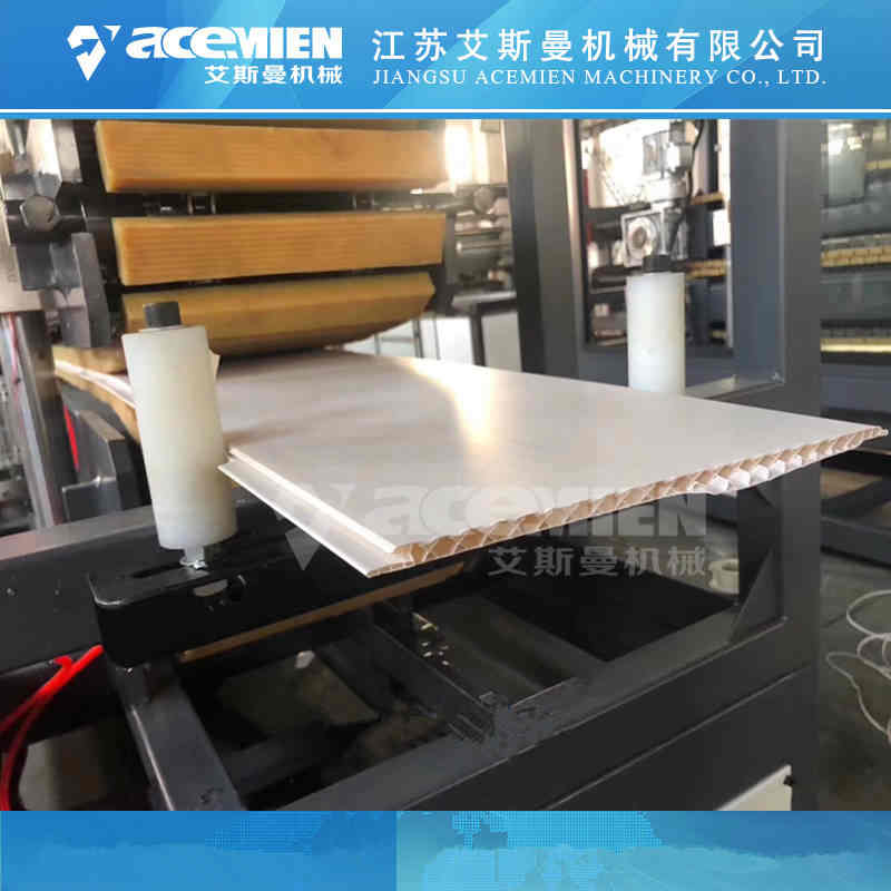 上海PVC护墙板生产线设备厂家 艾斯曼机械 护墙板生产线